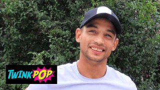TWINKPOP – Horny Dude Finds A Hot Guy And Offers Him Money For His Tight And Firm Butt
